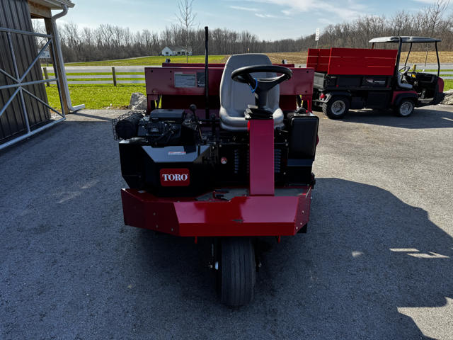 Toro-Turf-Sweeper-4800-3-640×480-1
