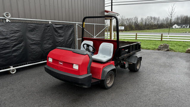 Toro-Workman-HDX-Gas-2WD-Utility-Vehicle-2-640×480-1