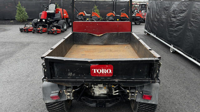 Toro-Workman-HDX-Gas-2WD-Utility-Vehicle-8-640×480-1