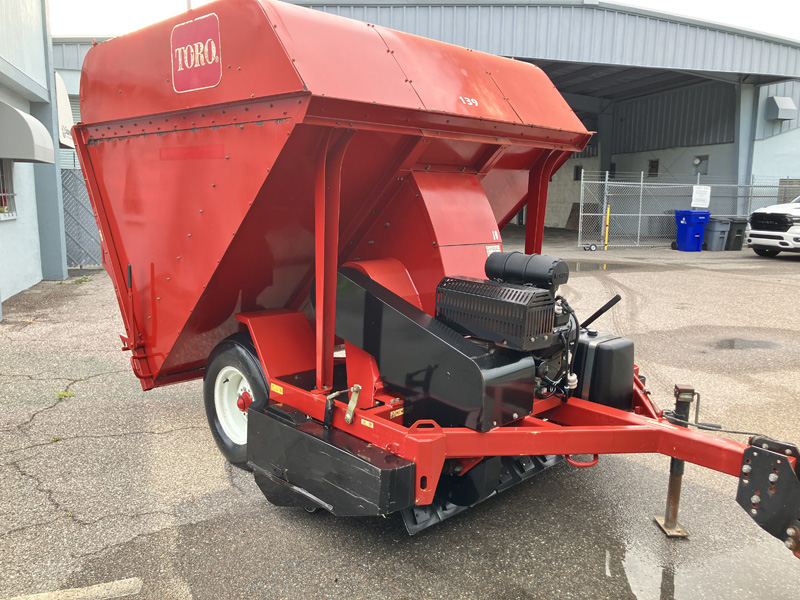 2019_Toro_Versa_Vac_Used_Sweeper_Vac_Statewide_Turf_Equipment_100V-030-1-6