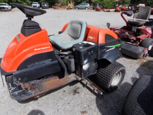 Jacobsen bunker rake V-Twin gas engine 1,047 hours