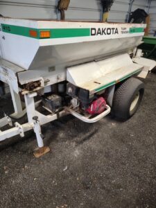 Dakota 410 Topdresser