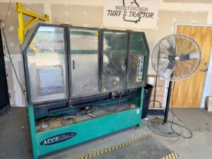 Foley 605 ACCU-Sharp Spin/Relief Reel Grinder