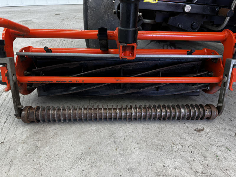 Jacobsen-Greens-King-IV-Plus-Greens-Reel-Mower-1-800×600-1-1