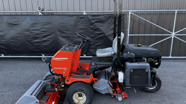 Jacobsen-Greens-King-IV-Plus-Greens-Reel-Mower-5-800×600-1