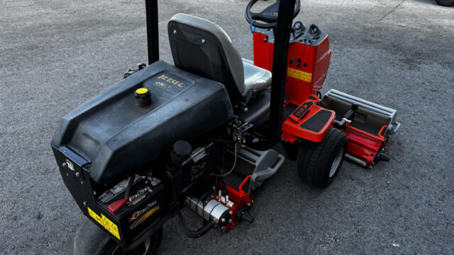 Jacobsen-Greens-King-IV-Plus-Greens-Reel-Mower-6-800×600-1