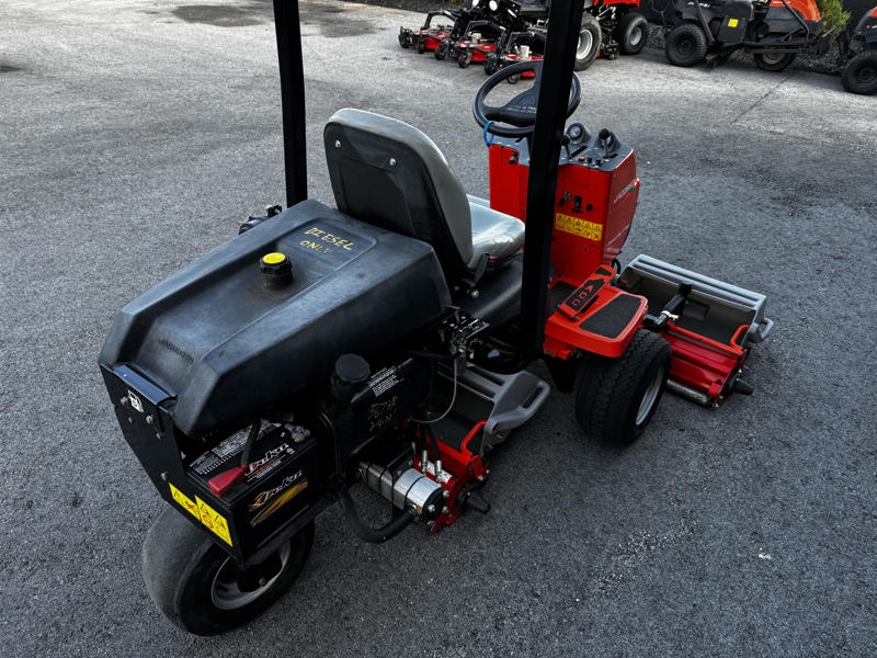 Jacobsen-Greens-King-IV-Plus-Greens-Reel-Mower-6-800×600-1