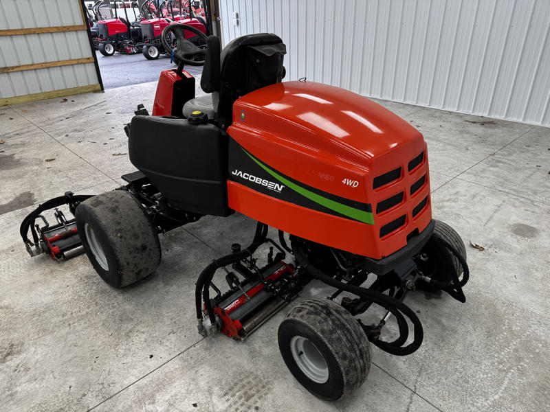 Jacobsen-LF-1880-Diesel-4WD-Fairway-Mower-6-800×600-1