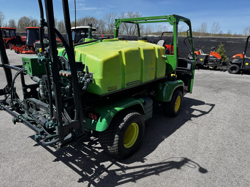 John-Deere-2030-Diesel-2WD-w_-300-Gallon-Sprayer-2-800×600-1
