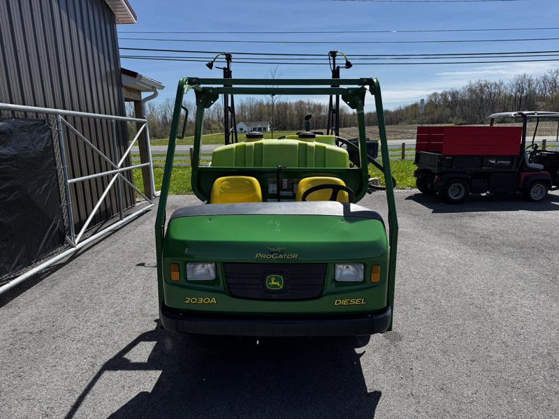 John-Deere-2030-Diesel-2WD-w_-300-Gallon-Sprayer-6-800×600-1