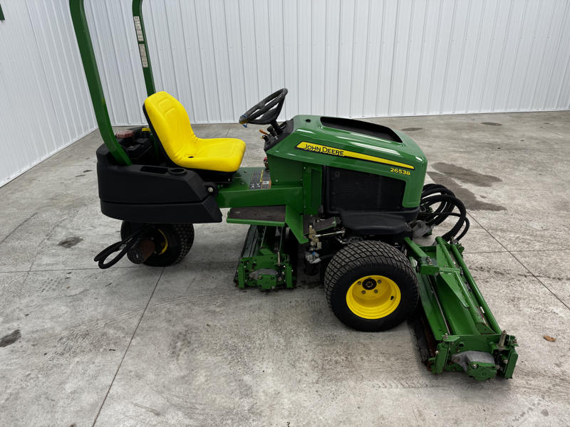 John-Deere-2653B-Trim-Slope-Surrounds-Reel-Mower-2-800×600-1