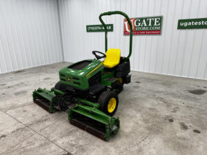 John Deere 2653B Trim Slope Surrounds Reel Mower