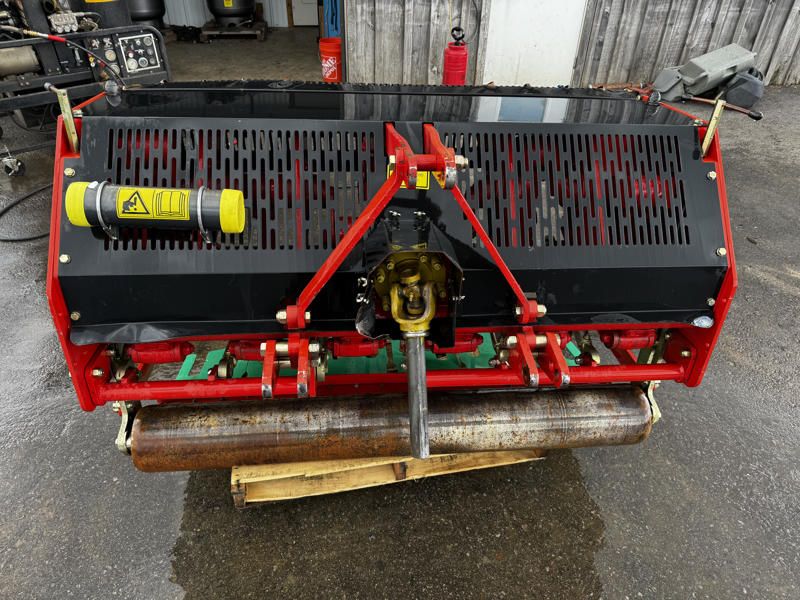 Redexim-Verti-Drain-7416-PTO-Driven-Aerator-2-800×600-1