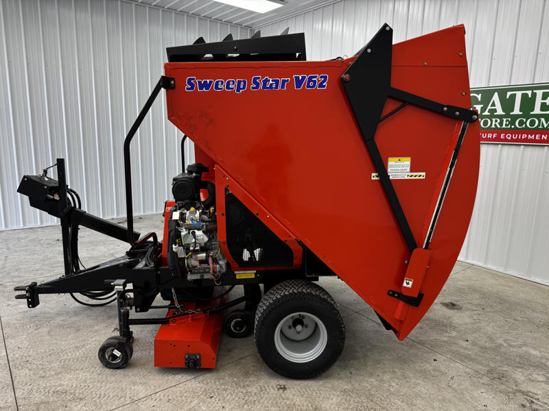 Smithco-SweepStar-V62-Pull-Behind-Sweeper-Vac-3-800×600-1