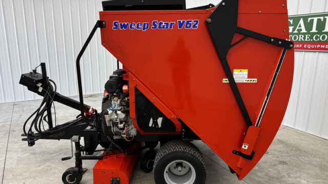 Smithco-SweepStar-V62-Pull-Behind-Sweeper-Vac-4-800×600-1-1