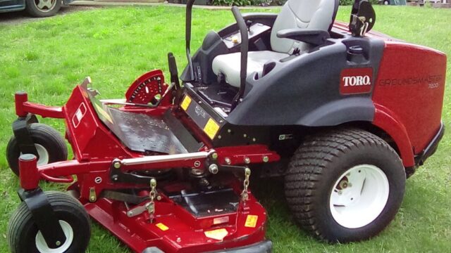 Toro-7200-lt-side