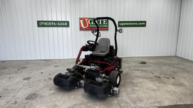 Toro-Greensmaster-TriFlex-3320-Hybrid-Electric-Greensmower-7-800×600-1