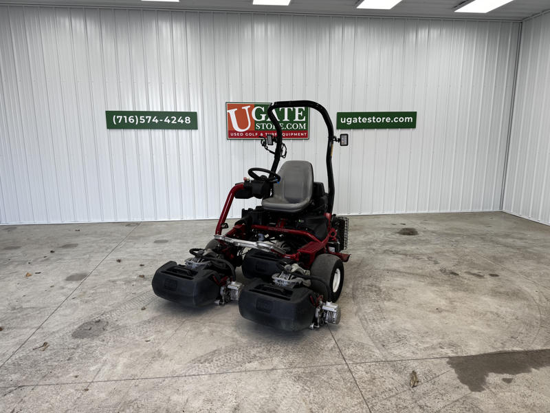 Toro-Greensmaster-TriFlex-3320-Hybrid-Electric-Greensmower-7-800×600-1