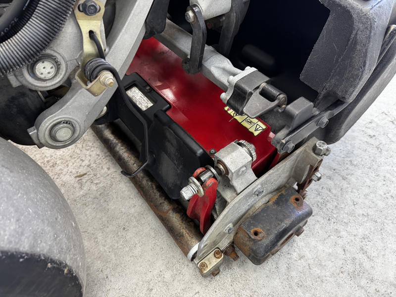 Toro-Greensmaster-Triflex-3400-Diesel-Greens-Mower-2-800×600-1