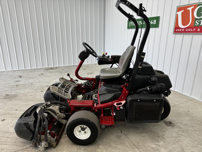 Toro-Greensmaster-Triflex-3400-Diesel-Greens-Mower-4-800×600-1-1