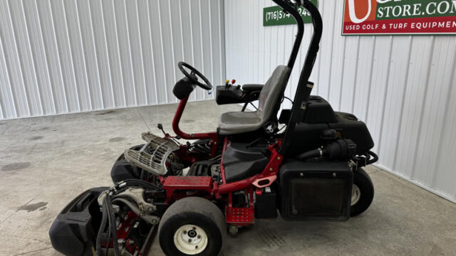 Toro-Greensmaster-Triflex-3400-Diesel-Greens-Mower-4-800×600-1-2