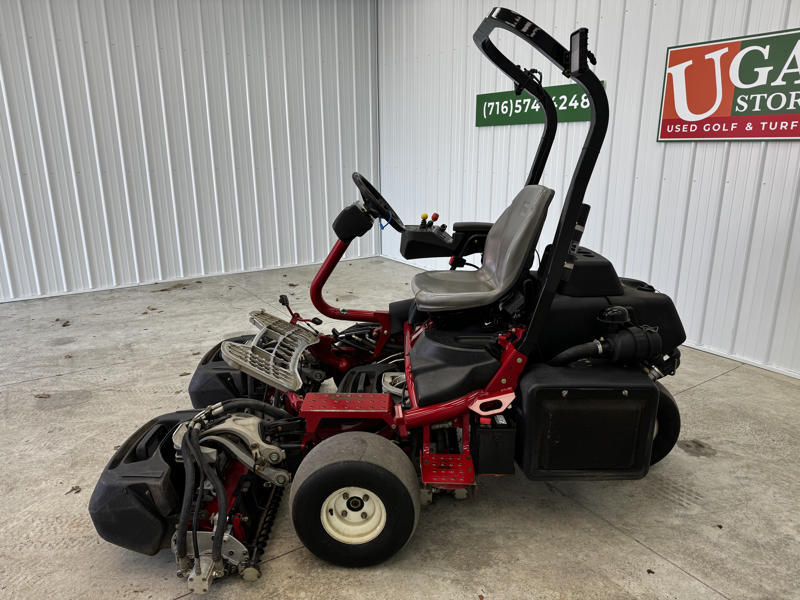 Toro-Greensmaster-Triflex-3400-Greens-Mower-4-800×600-1-1