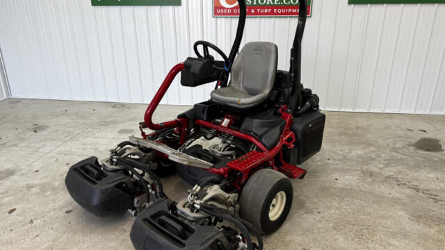 Toro-Greensmaster-Triflex-3400-Greens-Mower-5-800×600-1-1