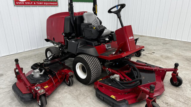 Toro-Groundsmaster-4000-Diesel-4WD-Wide-Area-Mower-1-800×600-1