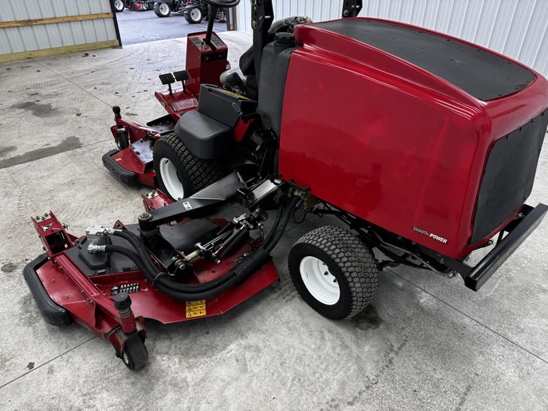 Toro-Groundsmaster-4000-Diesel-4WD-Wide-Area-Mower-4-800×600-1