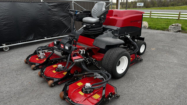 Toro-Groundsmaster-4500-Contouring-Rough-Mower-4-640×480-1