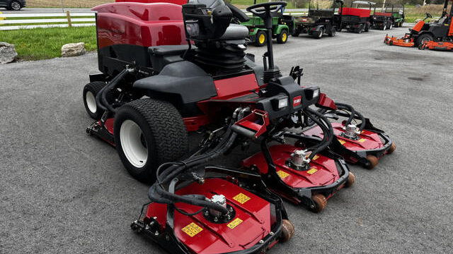 Toro-Groundsmaster-4500-Contouring-Rough-Mower-8-640×480-1