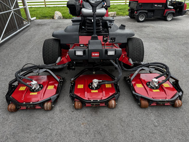 Toro-Groundsmaster-4500-Contouring-Rough-Mower-9-640×480-1