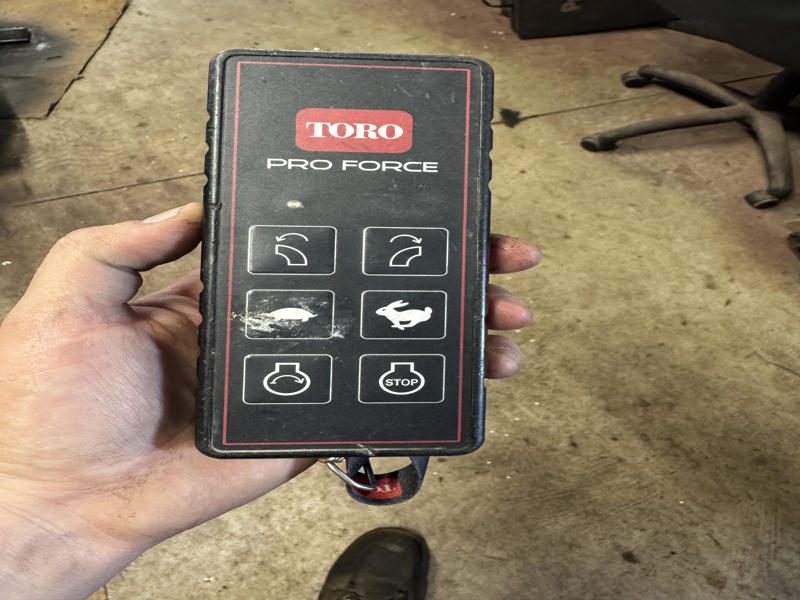 Toro-Pro-Force-Pull-Behind-Blower-1-800×600-1-1