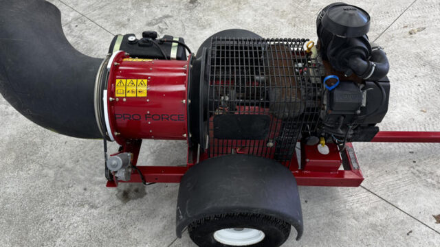 Toro-Pro-Force-Pull-Behind-Blower-1-800×600-1
