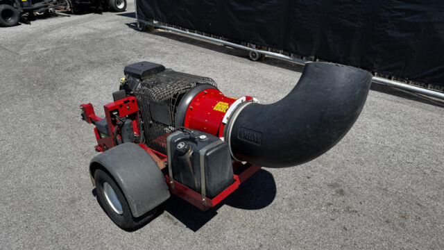 Toro-Pro-Force-Pull-Behind-Blower-2-800×600-1-2
