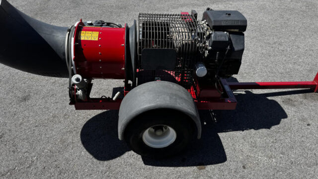 Toro-Pro-Force-Pull-Behind-Blower-3-800×600-1-2