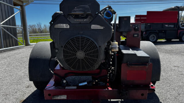 Toro-Pro-Force-Pull-Behind-Blower-6-800×600-1-2