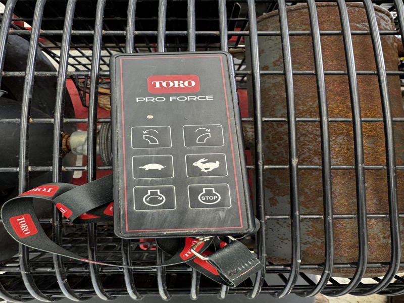 Toro-Pro-Force-Pull-Behind-Blower-6-800×600-1