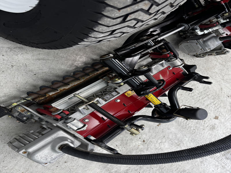 Toro-Reelmaster-5010H-Diesel-4WD-Hybrid-Electric-Reels-Fairwary-Mower-2-800×600-1