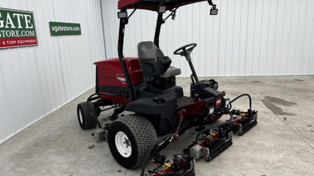 Toro-Reelmaster-5010H-Diesel-4WD-Hybrid-Electric-Reels-Fairwary-Mower-3-800×600-1