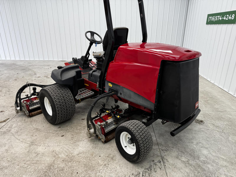 Toro-Reelmaster-5510H-Diesel-2WD-Hybrid-Electric-Cutting-Units-3-800×600-1-1