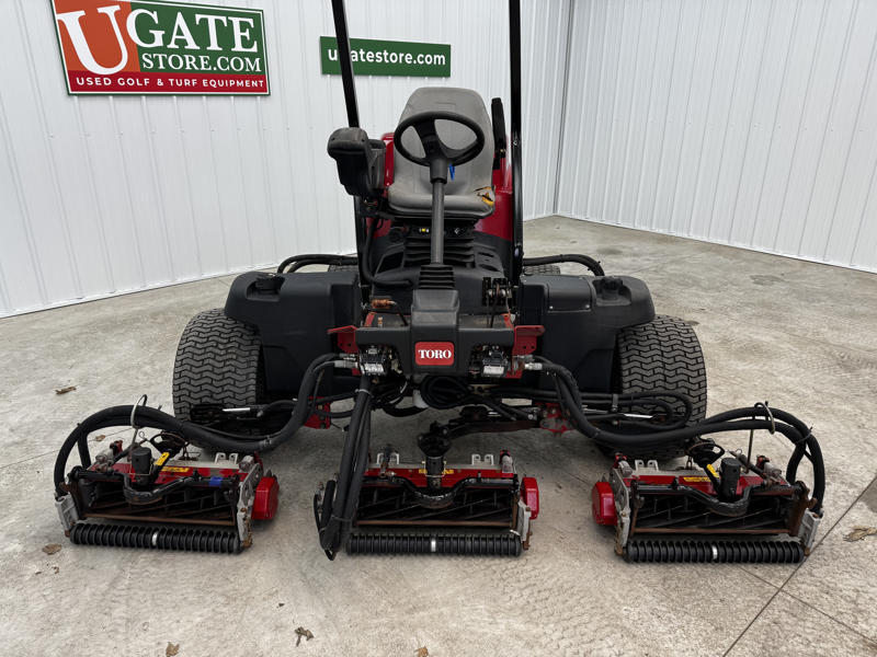 Toro-Reelmaster-5510H-Diesel-2WD-Hybrid-Electric-Cutting-Units-6-800×600-1-1