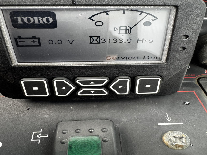 Toro-Reelmaster-5510H-Diesel-2WD-Hybrid-Electric-Cutting-Units-8-800×600-1-1