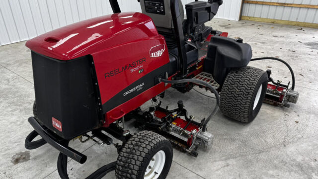 Toro-Reelmaster-5510H-Diesel-4WD-Hybrid-Electric-Cutting-Units-3-800×600-1