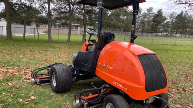 2013-Jacobsen-LF570-Diesel-4WD-Fairway-Mower-2-800×600-1