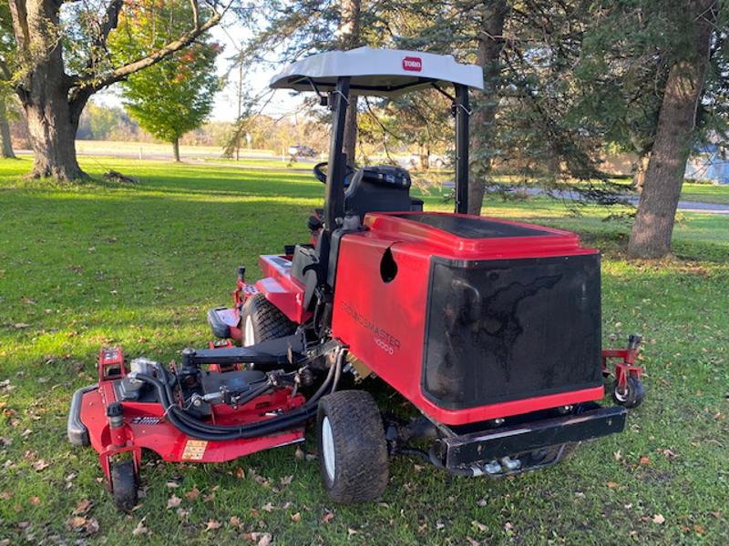 2013-Toro-Groundsmaster-4000-Diesel-4WD-Wide-Area-Mower-7-800×600-1