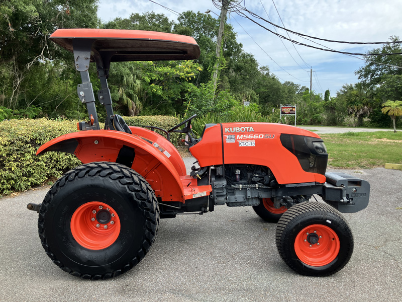 2021_Kubota_M5660SU_Tractor_statewideturf_500M-041-7