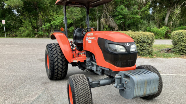2021_Kubota_M5660SU_Tractor_statewideturf_500M-041-8