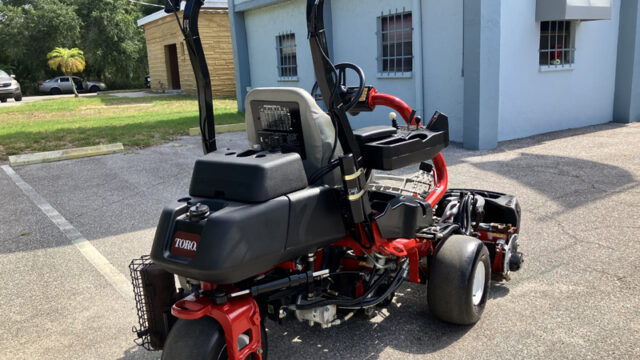 2021_Toro_Greensmaster_3300_Used_Greens_Mower_Statewide_Turf_Equipment_250T-236-6
