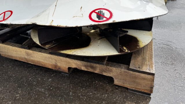 Dakota-410-Turf-Tender-Utility-Vehicle-Mounted-Top-Dresser-2-1024×768-1